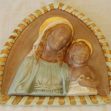 Madonna “Robbia” style with blue mantle