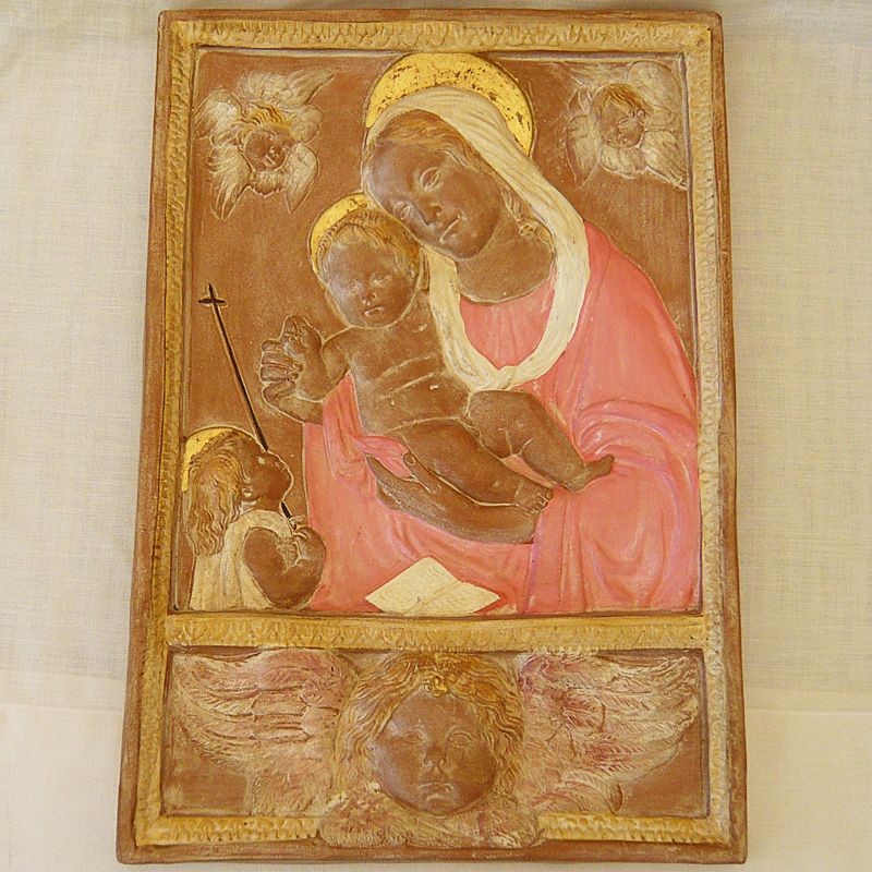 Madonna con bambino e testa di angelo con manto rosa