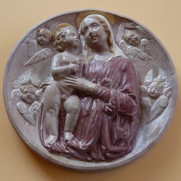 Madonna "Della Seggiola" con manto celeste