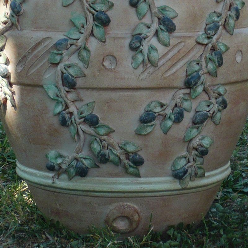 Jar with olives
