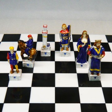 Palio of Siena chess "Nicchio - Shell"